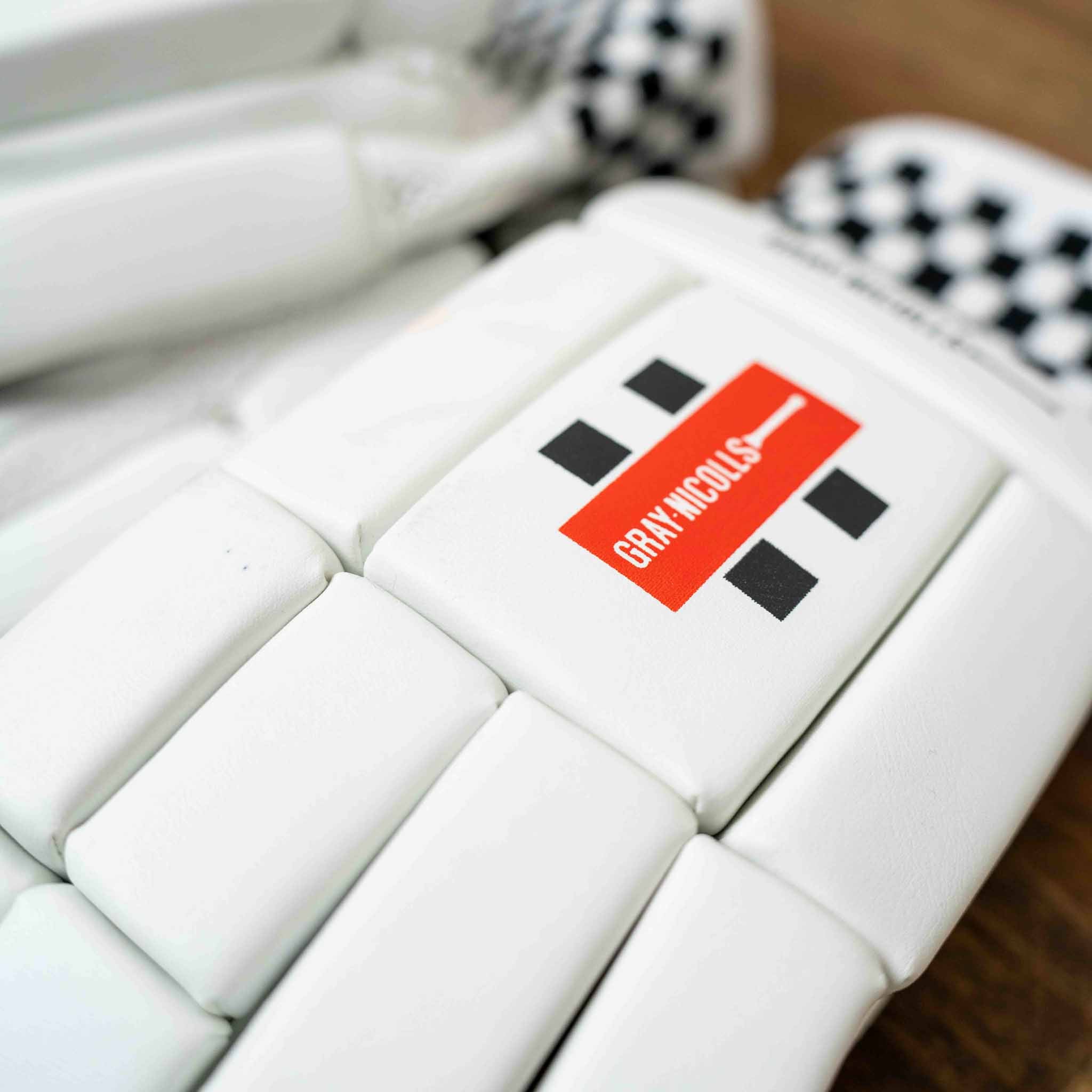Select Batting Glove