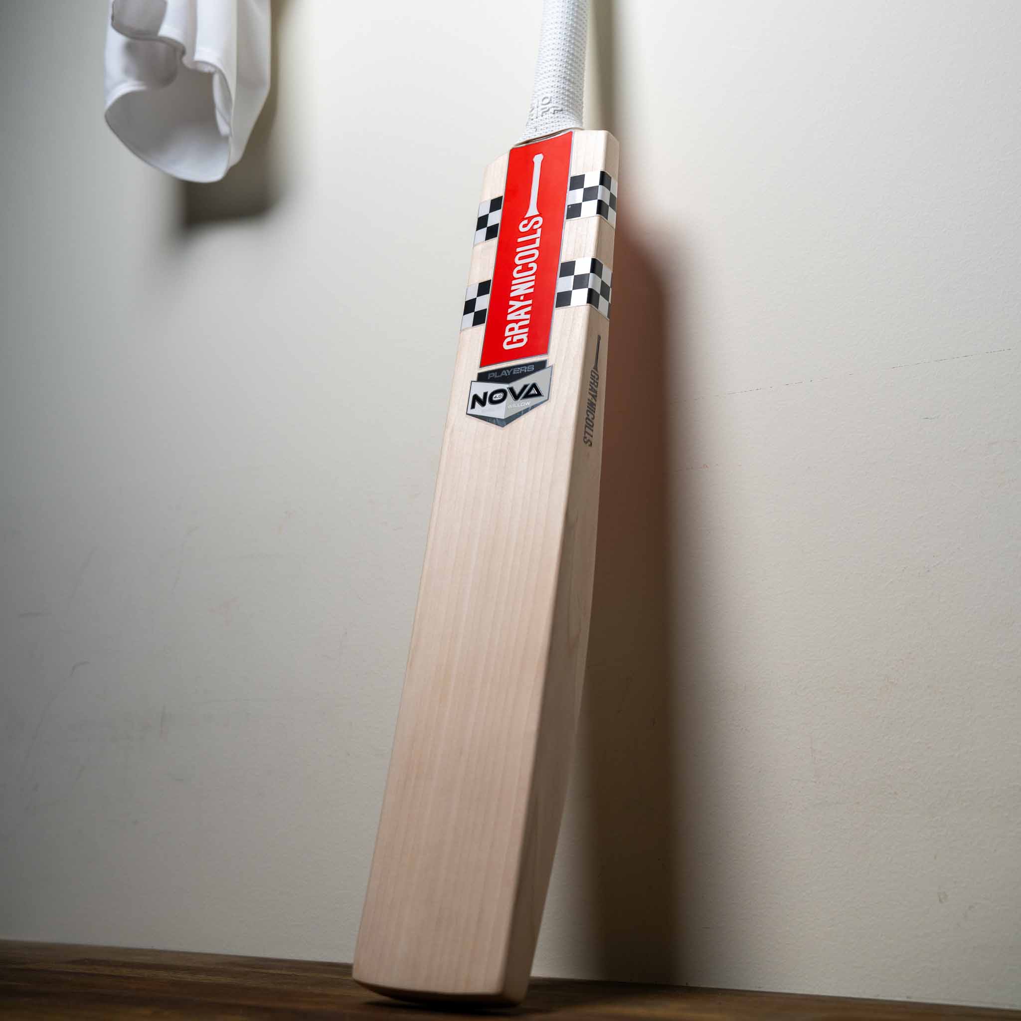 Nova 4.0 Players Bat (Natural)