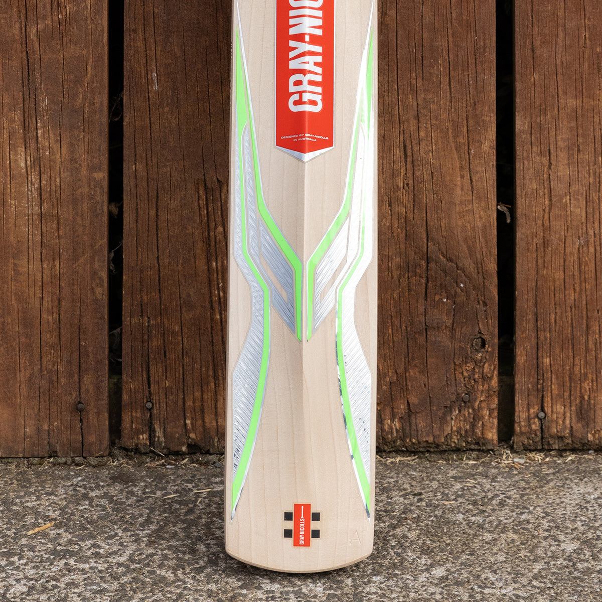 Tempesta 1750 Bat (Play Now)