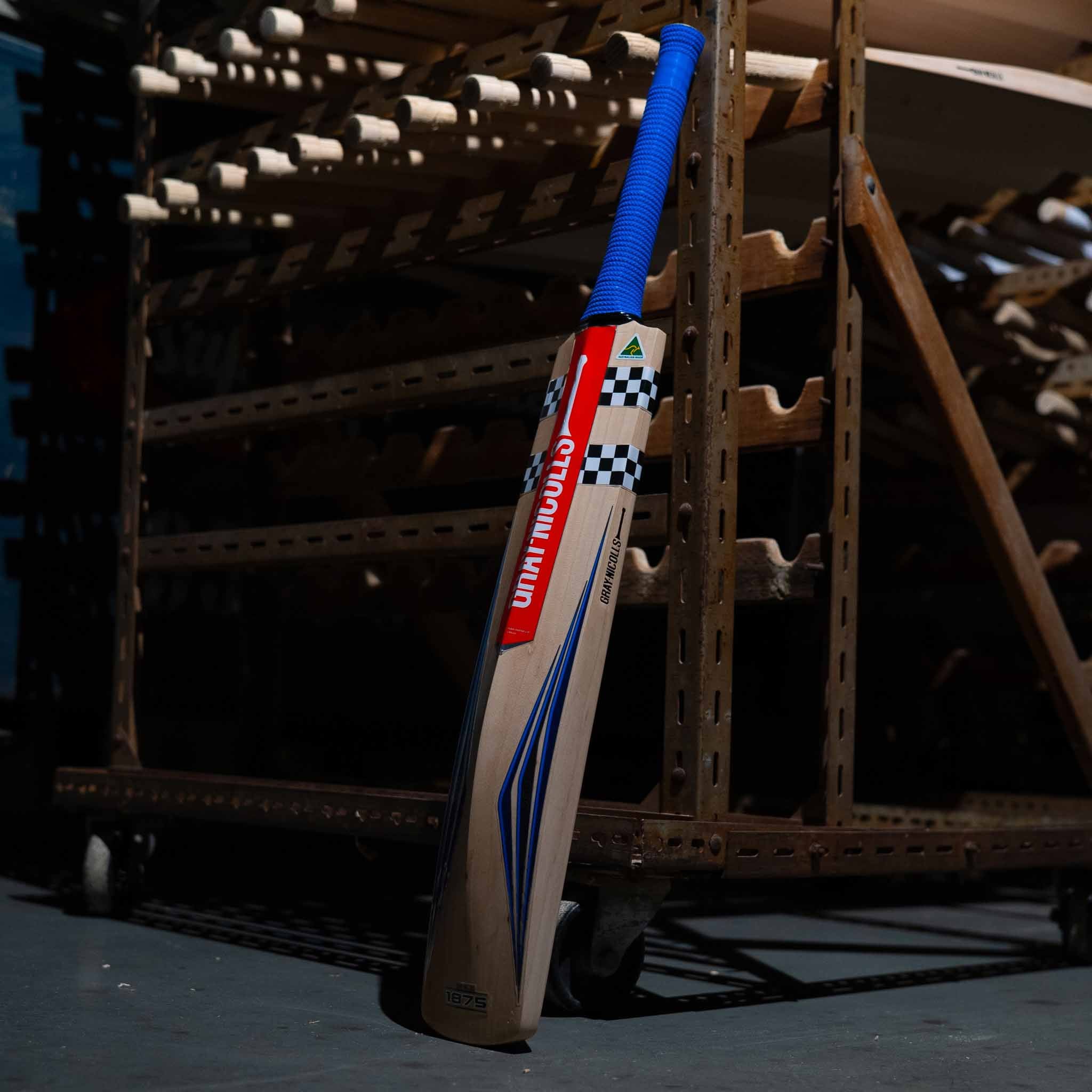 Volt 1400 Bat (Natural)