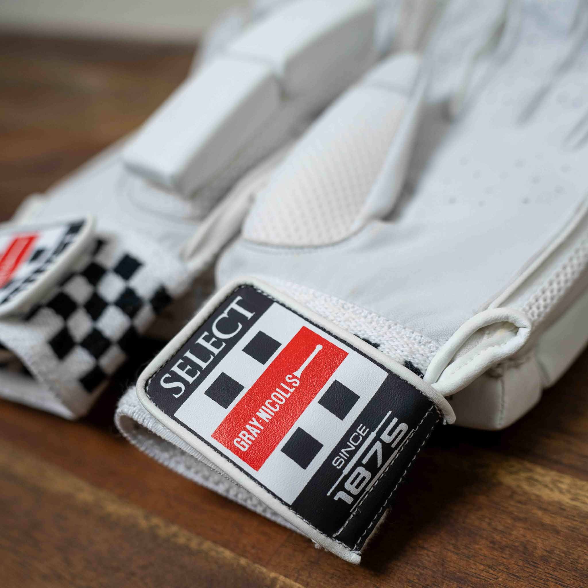 Select Batting Glove