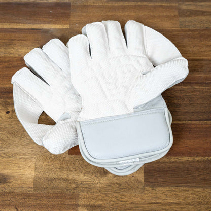 Legend Gold Wicket Keeping Gloves