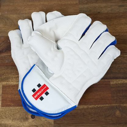 GN 750 Wicket Keeping Gloves