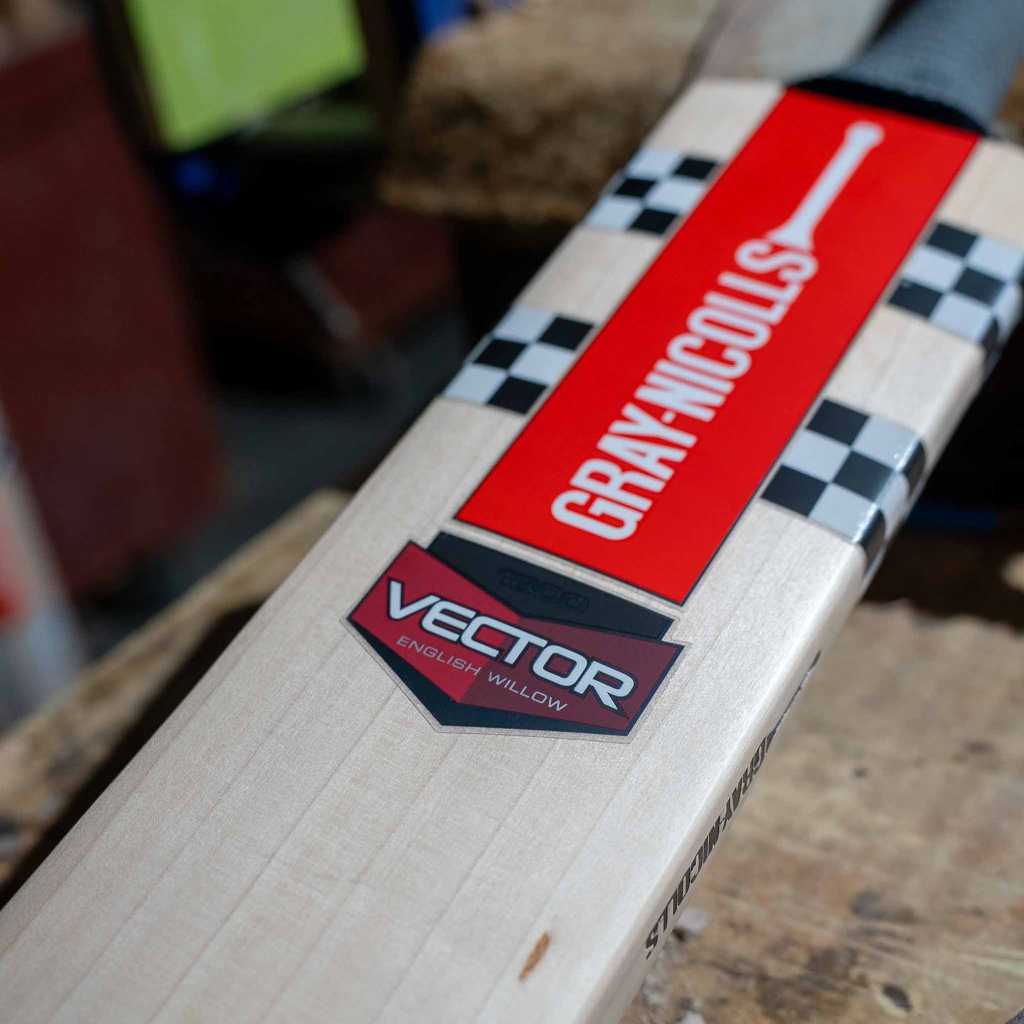 Vector 1800 Bat (Natural)