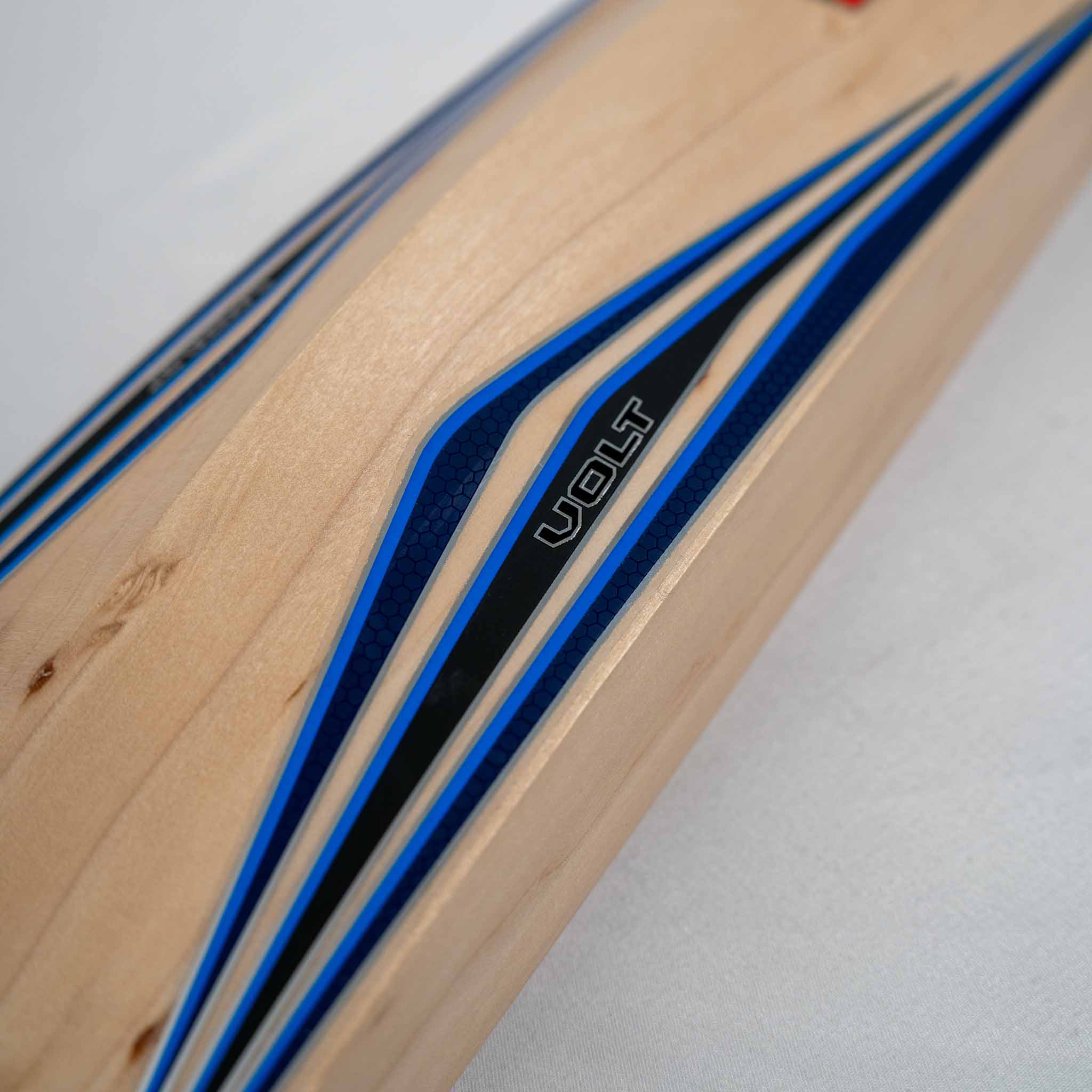Volt 600 Bat (Natural)
