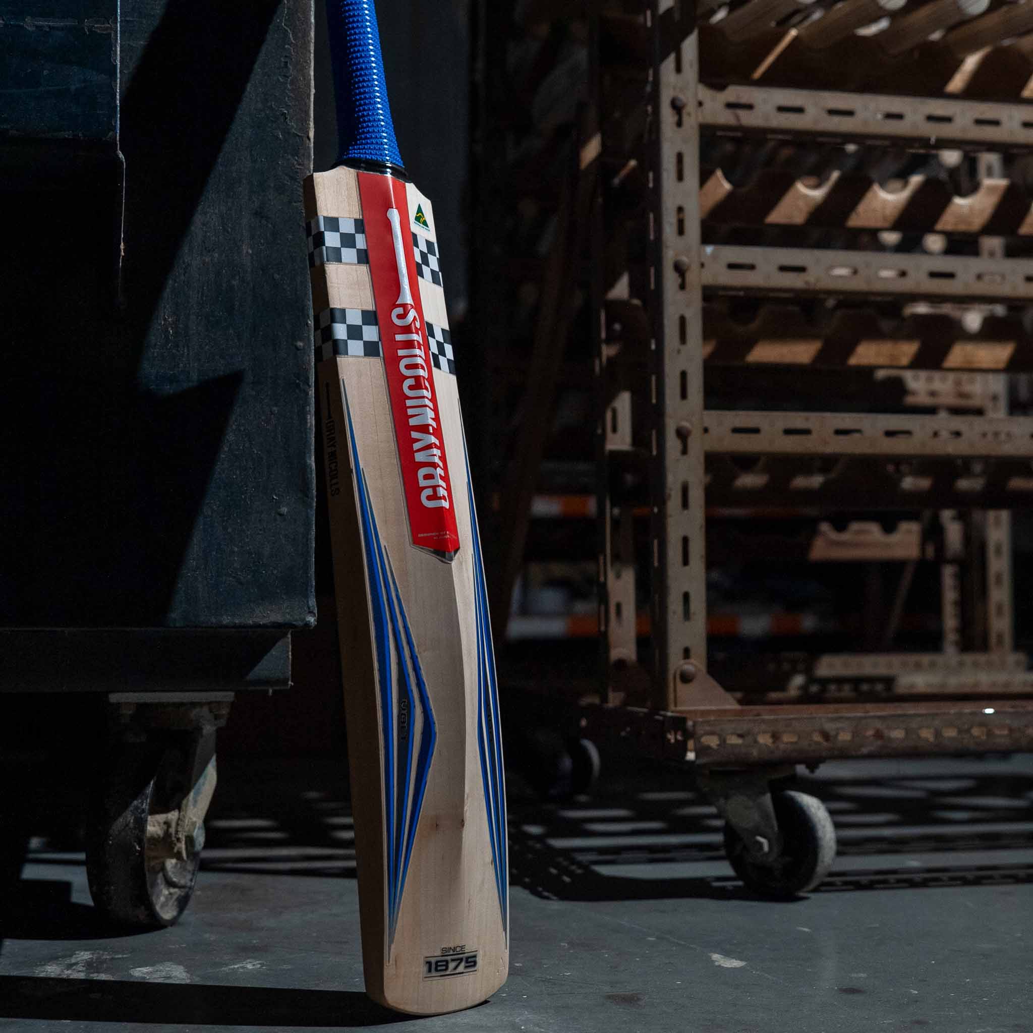 Volt 1400 Bat (Natural)