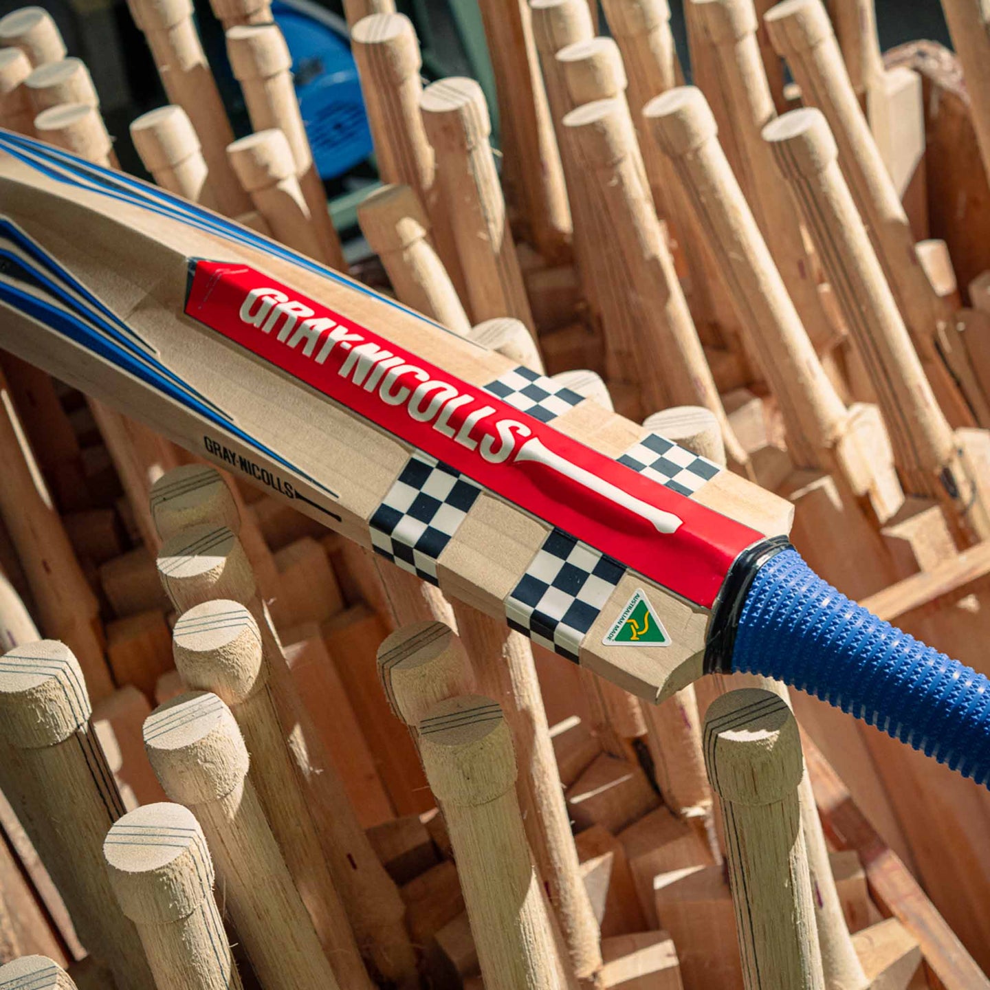 Volt 1400 Bat (Natural)